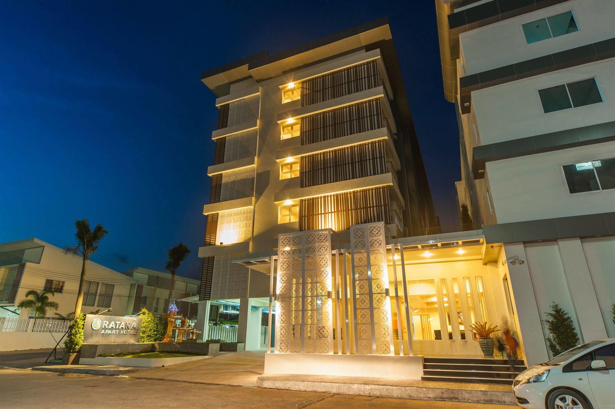 Ratana Hotel Rassada, Phuket Town- Sha Extra Plus Dış mekan fotoğraf