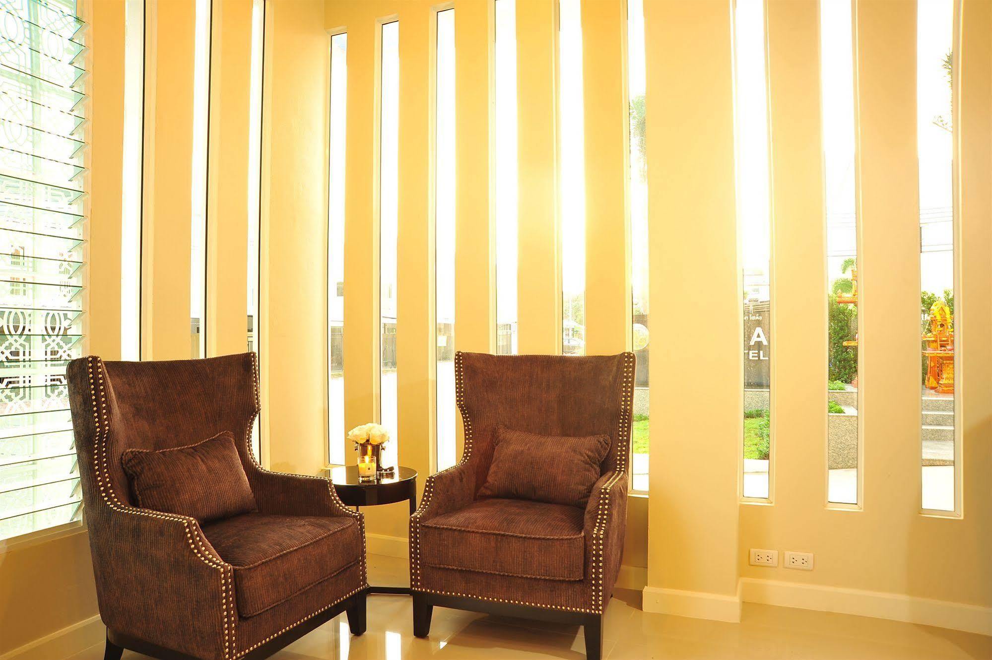 Ratana Hotel Rassada, Phuket Town- Sha Extra Plus Dış mekan fotoğraf