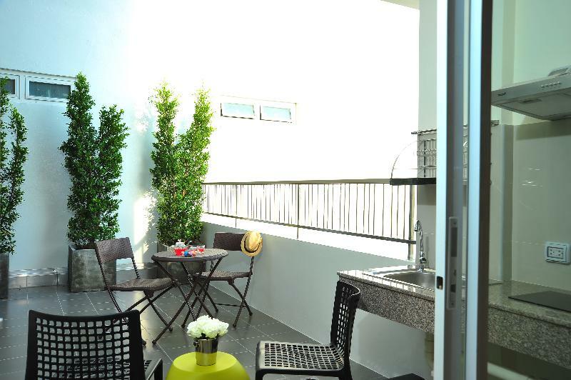 Ratana Hotel Rassada, Phuket Town- Sha Extra Plus Dış mekan fotoğraf